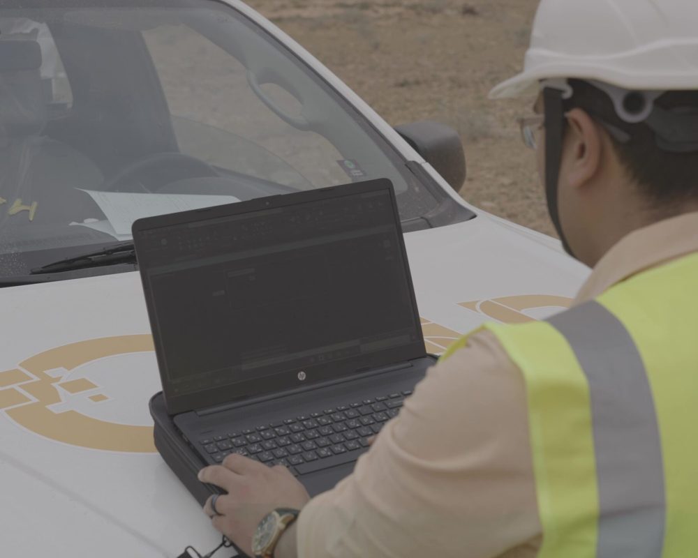 EX1-V0720230406_8323 - Trim - frame at 0m2s